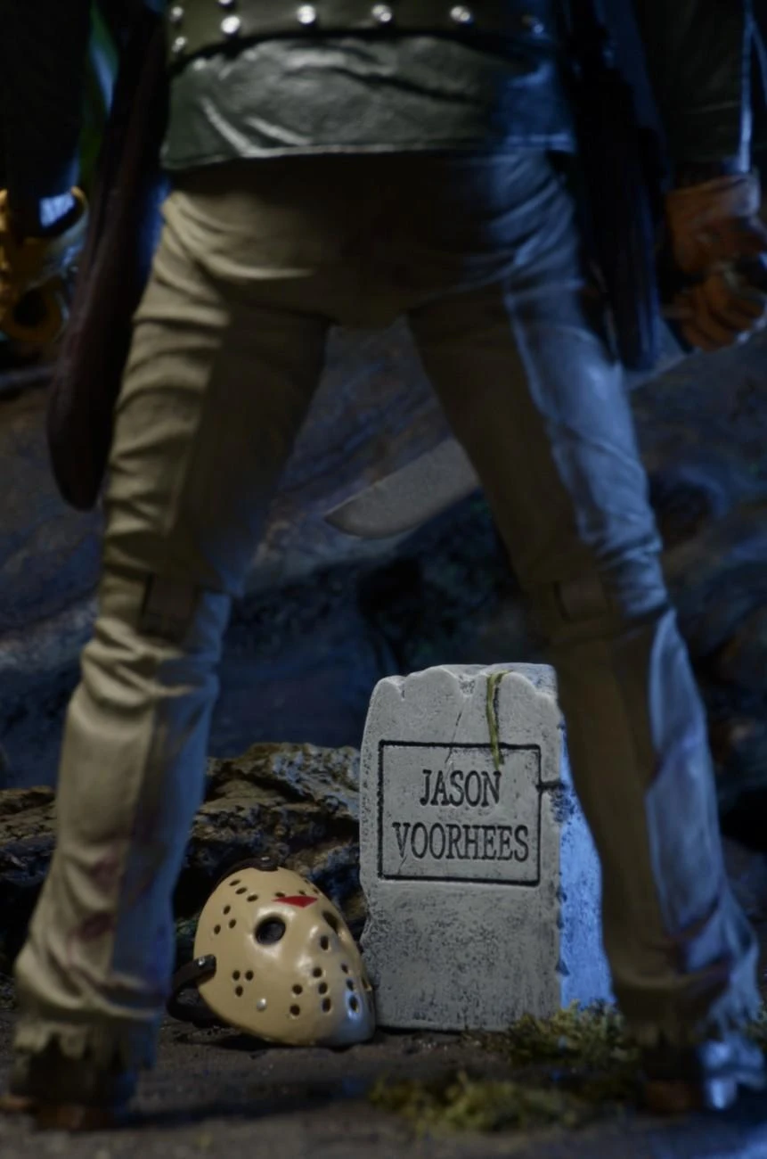NECA Friday The 13th Part VI Ultimate Jason 7" Scale Action Figure - Image 6