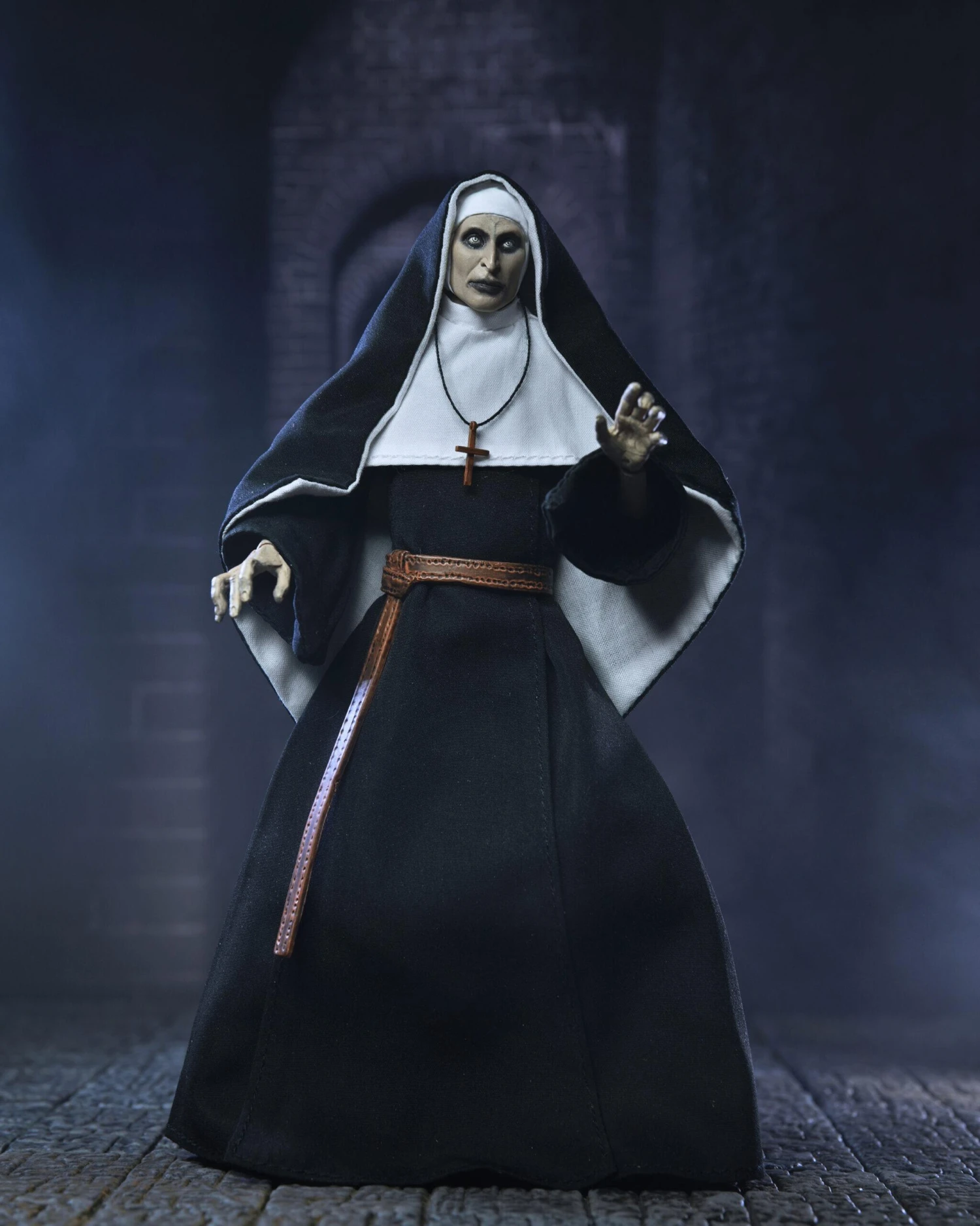 NECA *PRE-ORDER The Conjuring Universe Ultimate 7" Scale Action Figure β The Nun (Valak) - Image 3