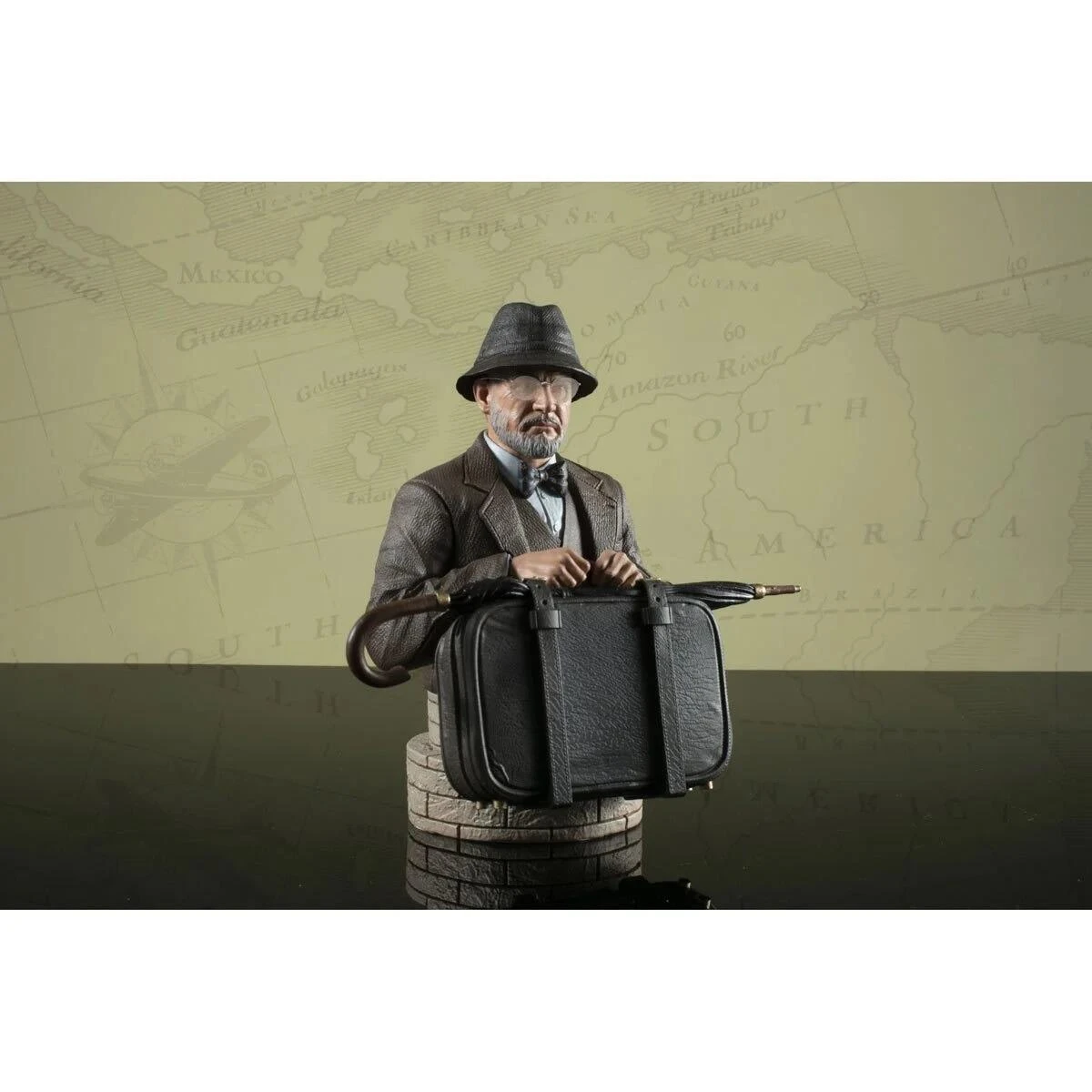 Diamond Select *PRE-ORDER Indiana Jones And The Last Crusade - Dr. Jones Sr 1:6 Scale Bust - Image 2