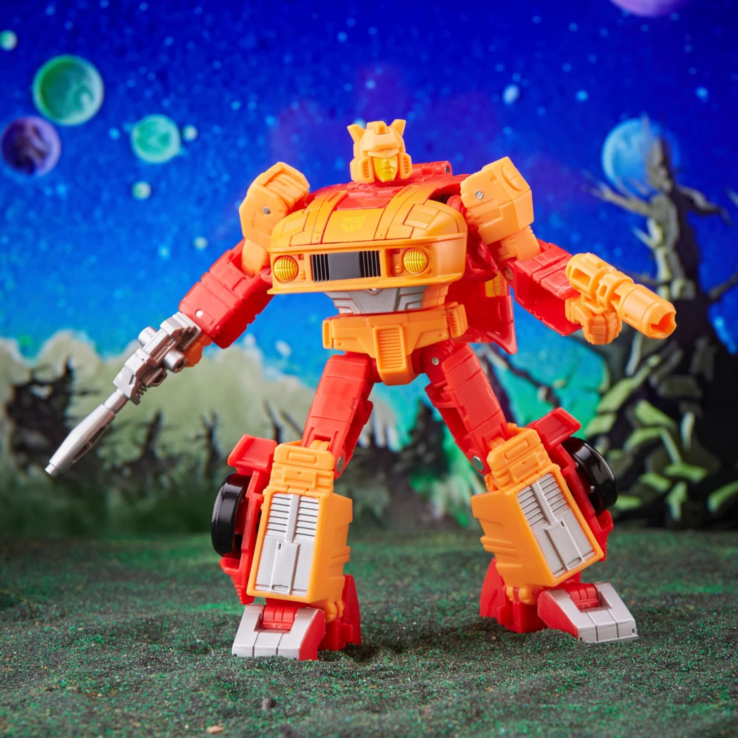 Hasbro Transformers Generations Legacy Evolution Deluxe Action Figure - G2 Universe Autobot Jazz - Image 4