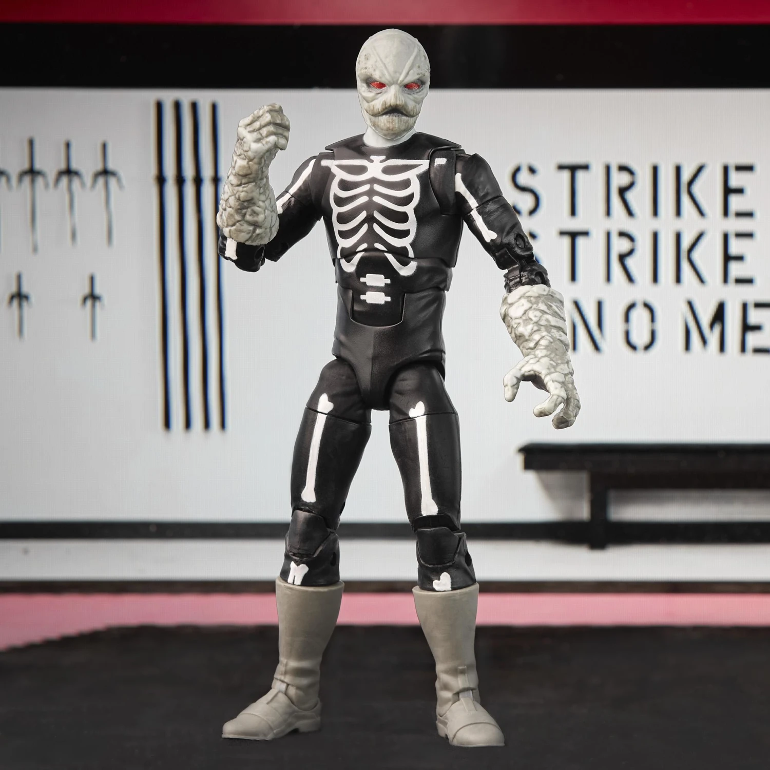 Hasbro Power Rangers Lightning Collection X Cobra Kai Exclusive Action Figure - Mighty Morphin Skeleputty - Image 2