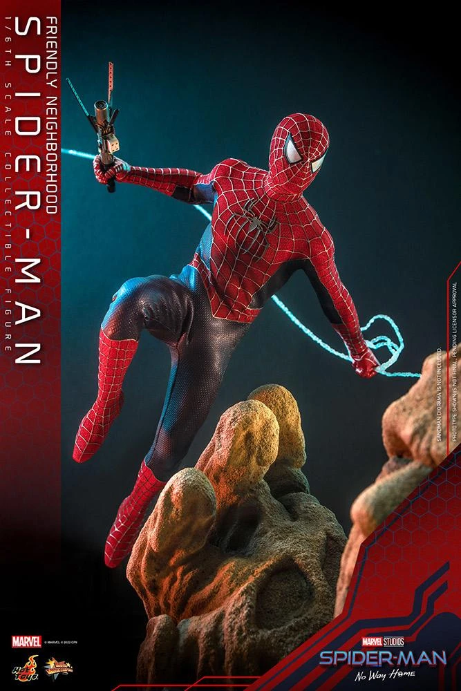 *PRE-ORDER Friendly Neighbourhood Spider-Man - Marvel Hot Toys Collectibles 1/6 Scale Action Figure - Image 6
