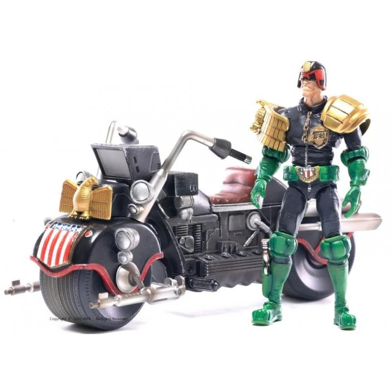 HIYA Toys Judge Dredd 1:18 Scale Action Figures - Judge Dredd & Lawmaster MK II Set