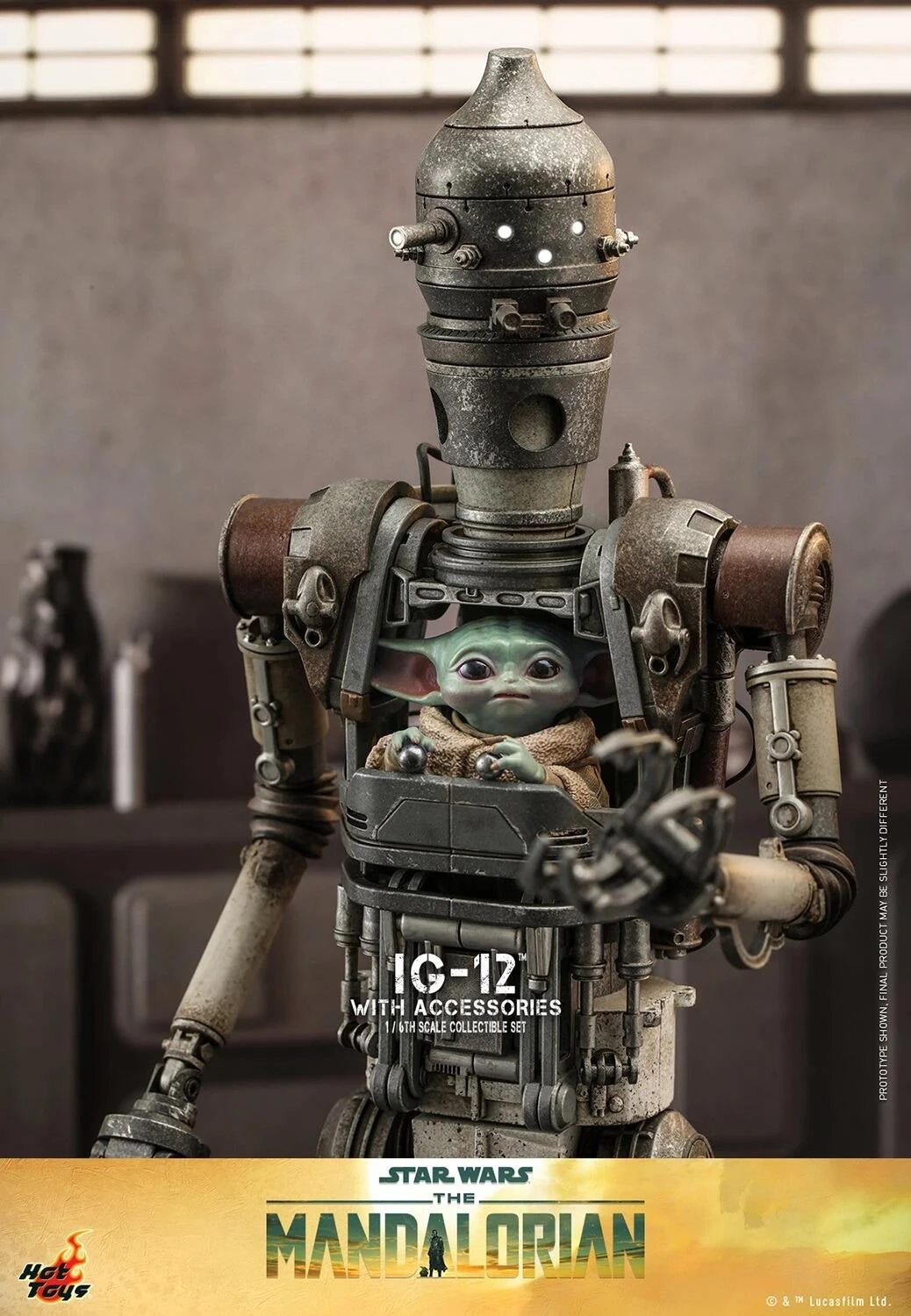 *PRE-ORDER IG-12 With Accessories (The Mandalorian) - Star Wars Hot Toys Collectibles 1/6 Scale Action Figure