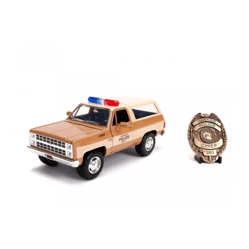 Jada Toys Stranger Things - Chevy Blazer With Sheriff's Badge Hollywood Rides 1:24 Scale Die Cast Vehicle - Image 2