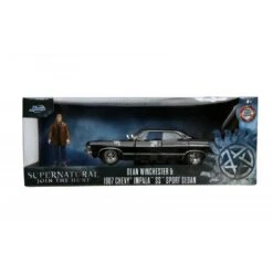 Jada Toys Supernatural - 1967 Chevy Impala With Dean Winchester Figure Hollywood Rides 1:24 Scale Die Cast Vehicle