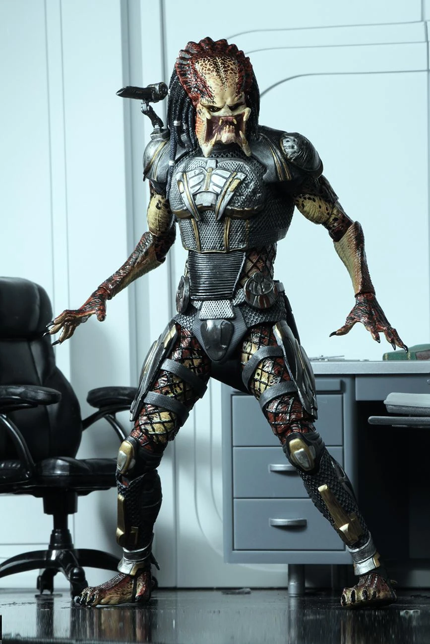 NECA Predator (2018) - Ultimate Fugitive Predator 7" Scale Action Figure - Image 5